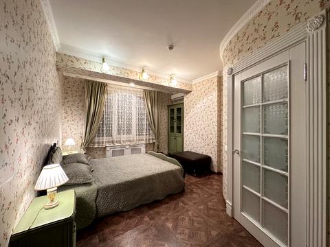 квартира за адресою Дніпровська набережна вул., 1-А