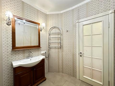 квартира за адресою Дніпровська набережна вул., 1-А