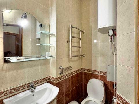 квартира за адресою Саперно-Слобідська вул., 8