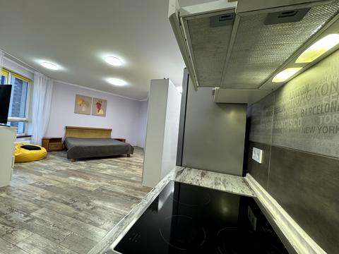 квартира за адресою Зарічна вул., 1-В