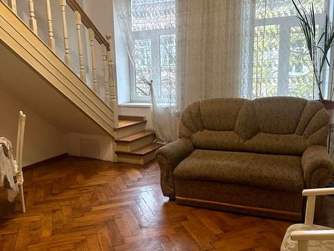 квартира по адресу Меретина ул., 5