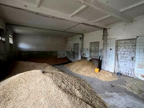 комерційна за адресою Весела вул., 38