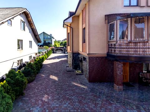 будинок за адресою Самостійна