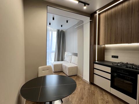 квартира по адресу Радісна, 6