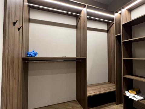 квартира по адресу Радісна, 6