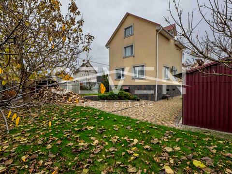 будинок за адресою вул. Орхідейна, 5