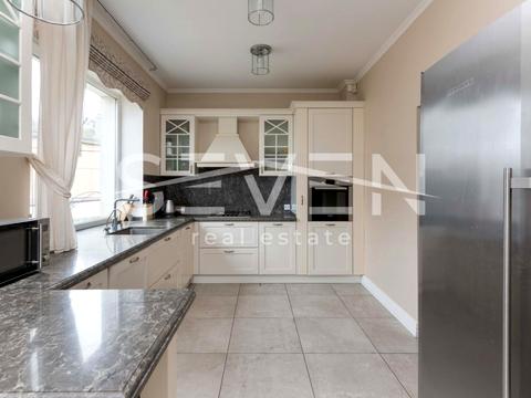 будинок за адресою вул. Орхідейна, 5