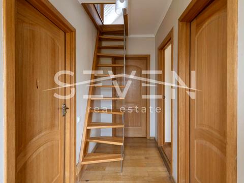 будинок за адресою вул. Орхідейна, 5