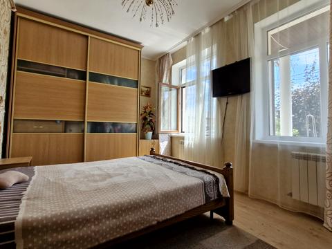 будинок за адресою Старицького