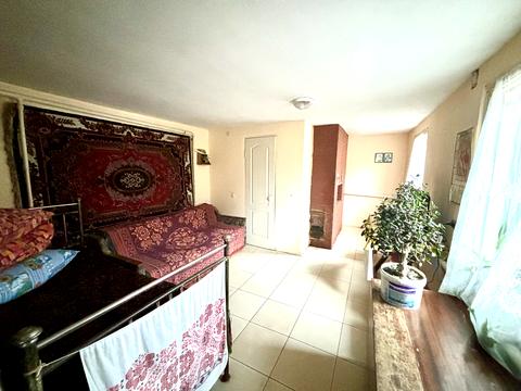 будинок за адресою Центральна