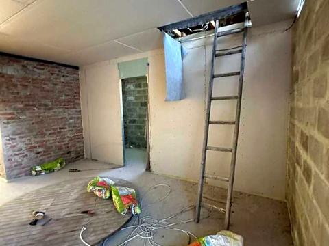 будинок за адресою Колійна вул. (Вороніна), 141