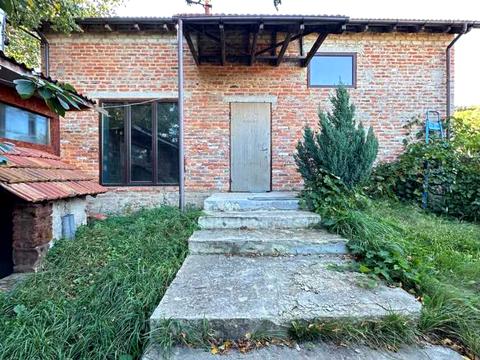 будинок за адресою Колійна вул. (Вороніна), 141