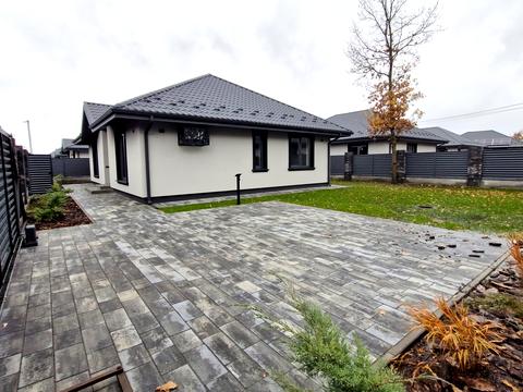 будинок за адресою Успішна