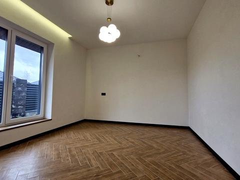 будинок за адресою Успішна