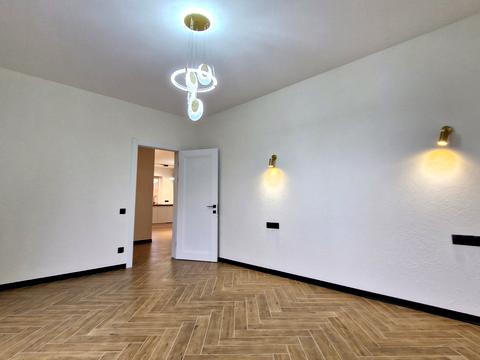 будинок за адресою Успішна