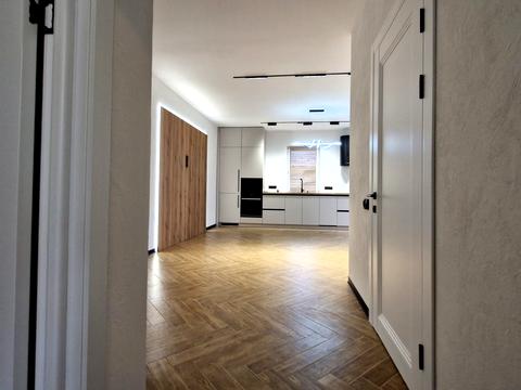 будинок за адресою Успішна