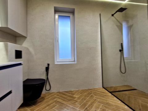 будинок за адресою Успішна