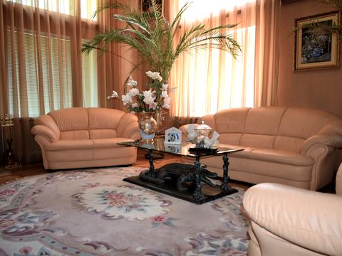 дом по адресу Дачна