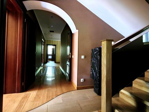 будинок за адресою Вишнева вул.