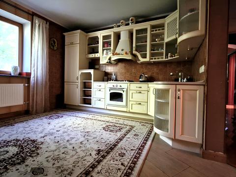 будинок за адресою Вишнева вул.