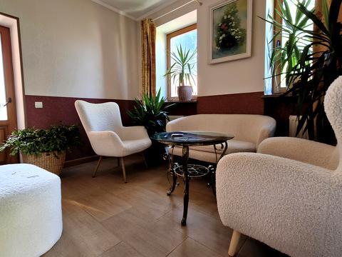 будинок за адресою Вишнева вул.