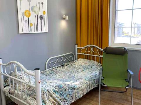 квартира за адресою Михайла Максимовича вул. (Онуфрія Трутенка), 28-Б