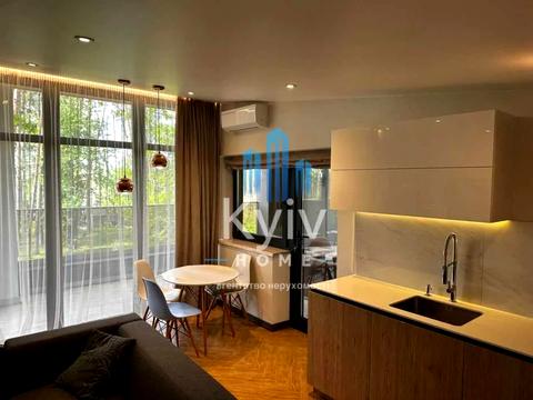 будинок за адресою Першотравнева вул.