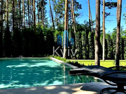 будинок за адресою Першотравнева вул.