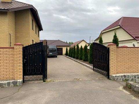 будинок за адресою Героїв Крут вул., 15