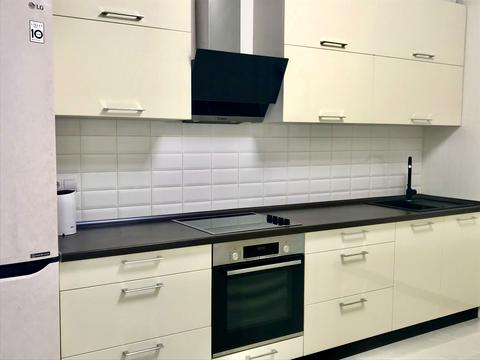 квартира за адресою Софії Русової вул., 5