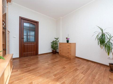 квартира за адресою Софії Русової вул., 7