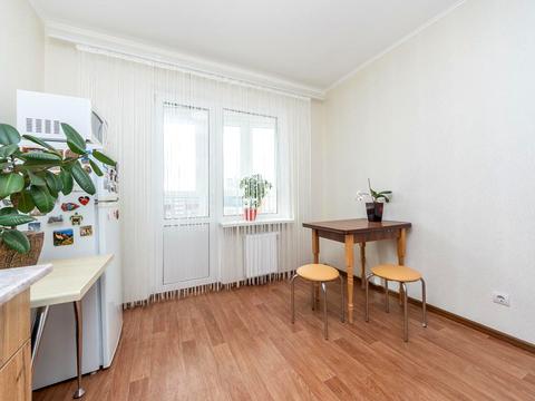 квартира за адресою Софії Русової вул., 7