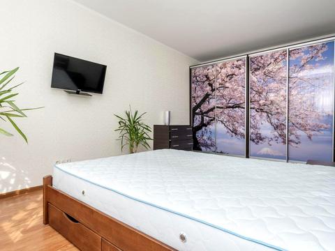 квартира за адресою Софії Русової вул., 7