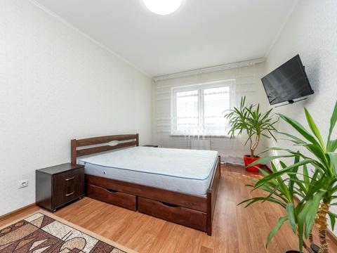 квартира за адресою Софії Русової вул., 7