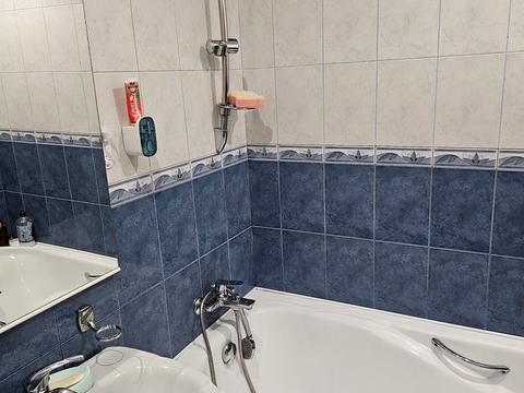 квартира за адресою Осіння вул., 13-Б