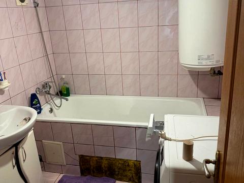 будинок за адресою Жукова