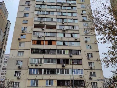 квартира за адресою Лариси Руденко вул., 10-Г