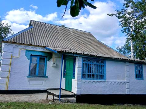 будинок за адресою Центрова