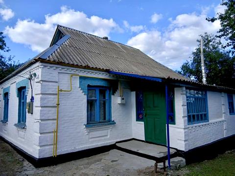 будинок за адресою Центрова