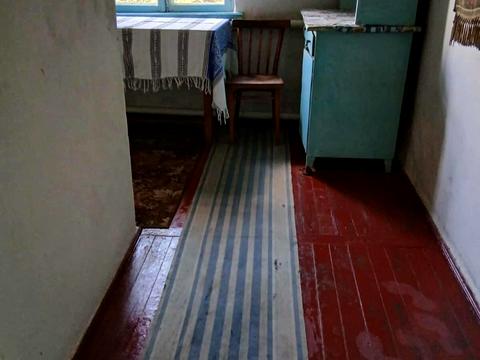 будинок за адресою Центрова