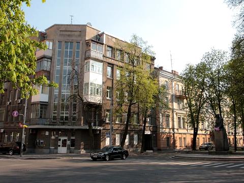 коммерческая по адресу Институтская ул., 24/7