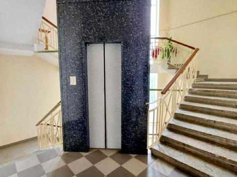 коммерческая по адресу Институтская ул., 24/7