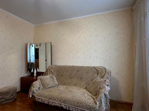 квартира за адресою Довженка вул., 12