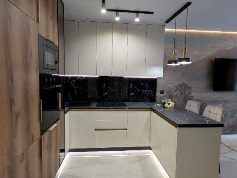 квартира за адресою Богдана Хмельницького вул., 1