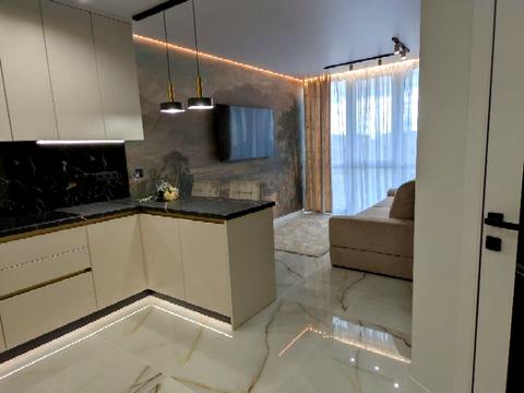 квартира за адресою Богдана Хмельницького вул., 1