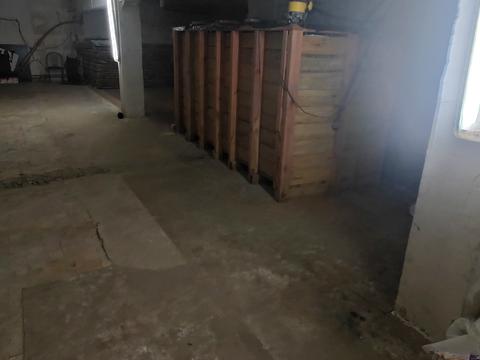 комерційна за адресою Незалежності просп. (Леваневського), 157