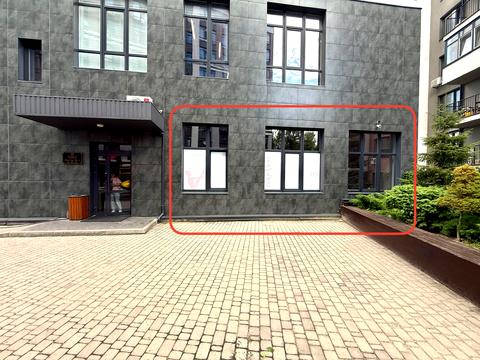 комерційна за адресою Лісківська вул., 37