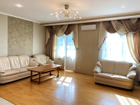 квартира за адресою Івана Дяченка вул., 20Б