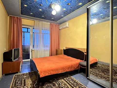 квартира за адресою Старочумацька вул. (Байкальська), 82-К