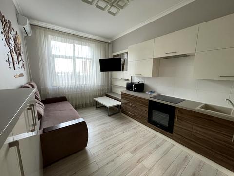 квартира за адресою Василя Тютюнника вул. (Анрі Барбюса), 53